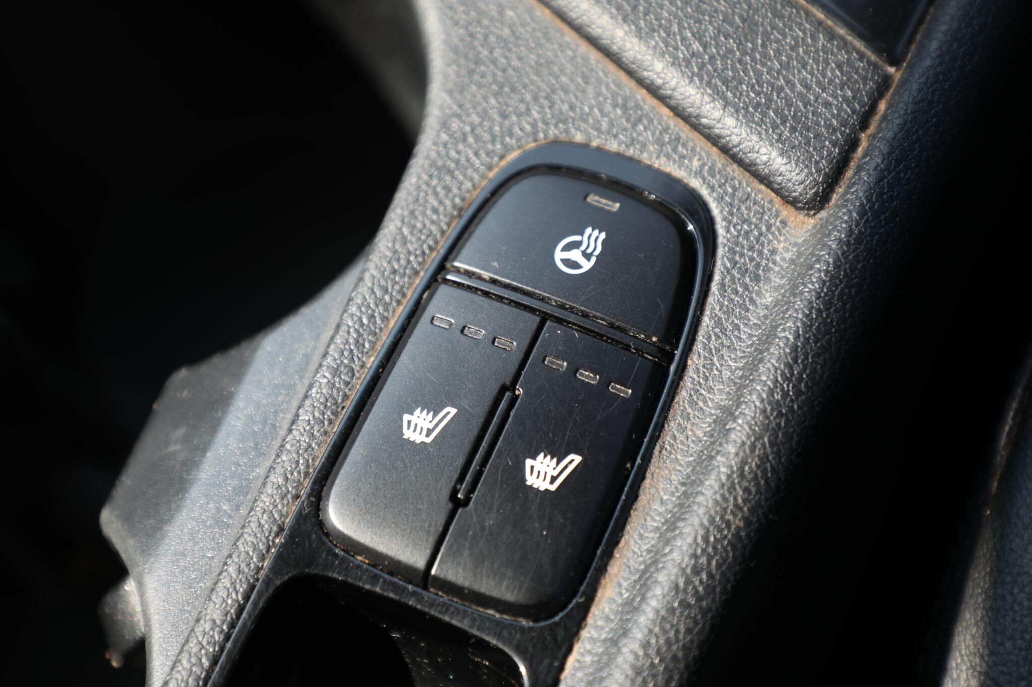 Large vehicle image